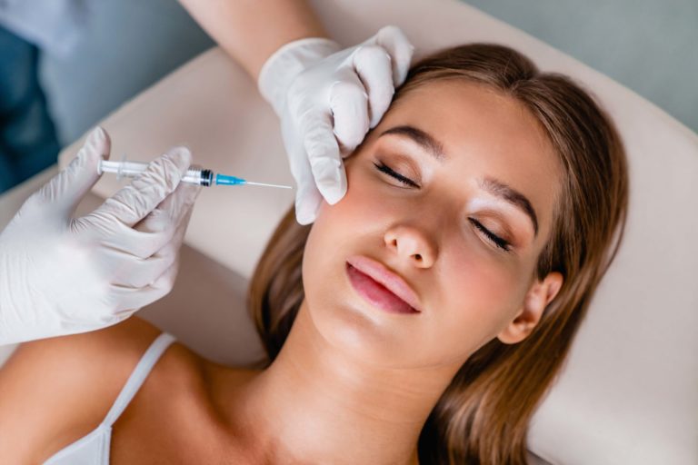 How to Achieve a Natural-Looking Lip Enhancement with Dermal Fillers